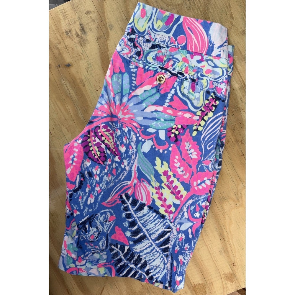Lilly Pulitzer The Chipper Short Women's 2 Fantasy Garden Bermuda 10" Pink Blue